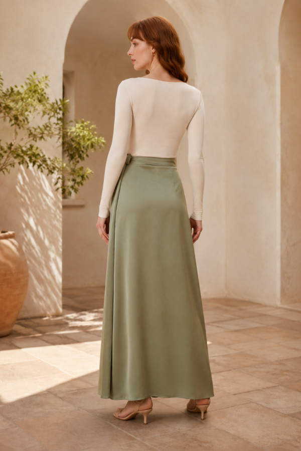 Sage 04 wrap skirt back or construction