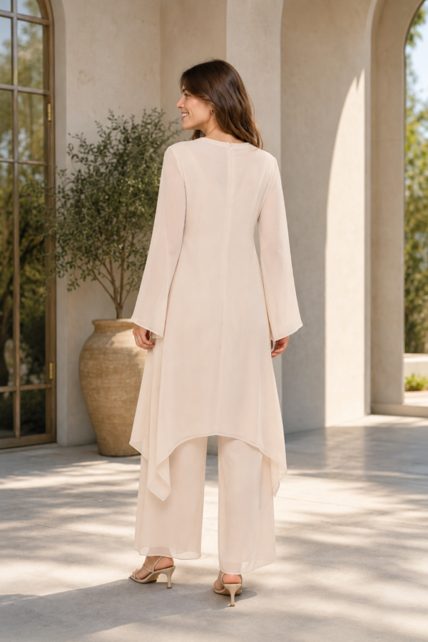 Pearl 12 tunic set back or construction