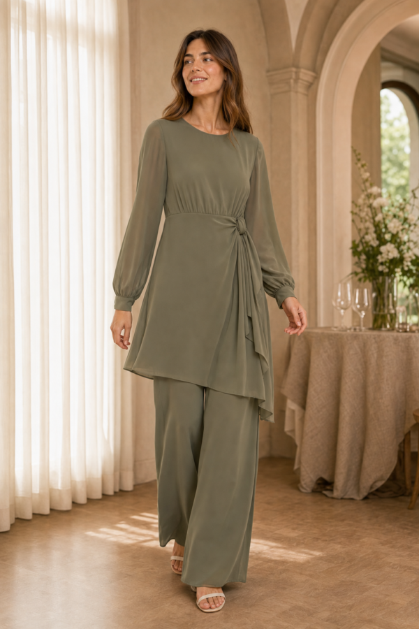 Mira 17 tunic set alternate angle