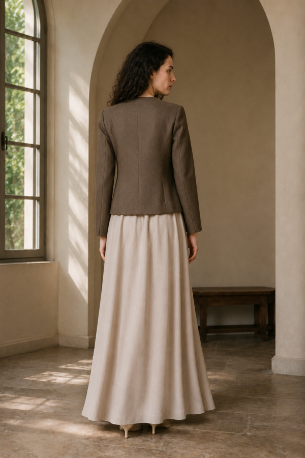 Dawn 35 occasion jacket back or construction