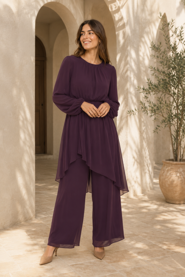 Mira 37 tunic set product hero