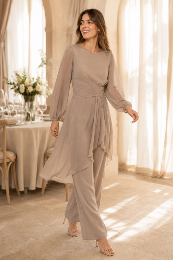 Pearl 42 tunic set alternate angle