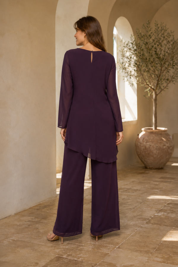 Mira 47 tunic set back or construction