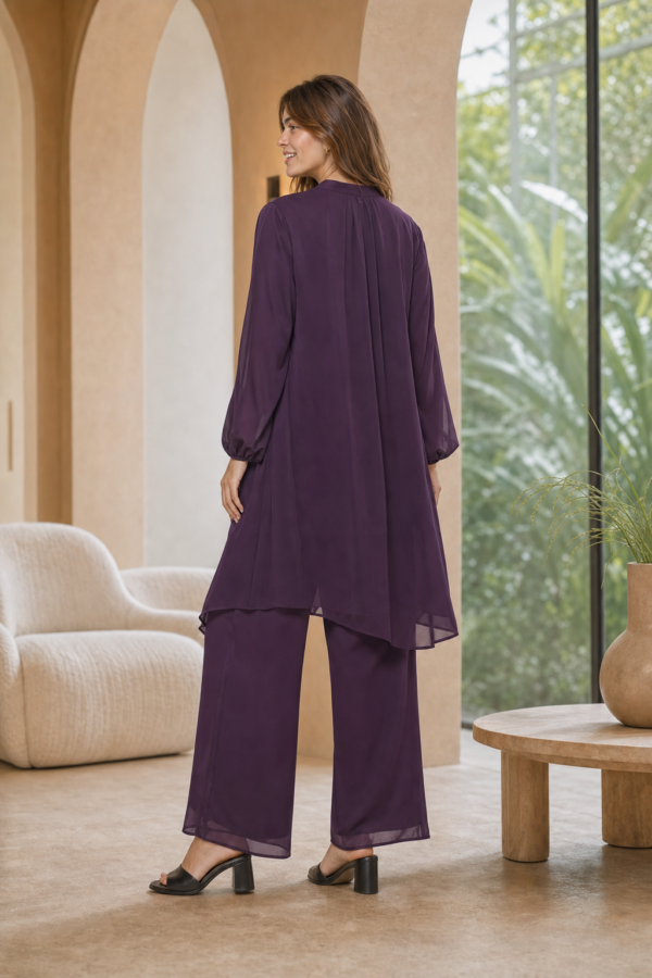 Mira 57 tunic set back or construction