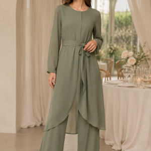Mira 67 tunic set product hero