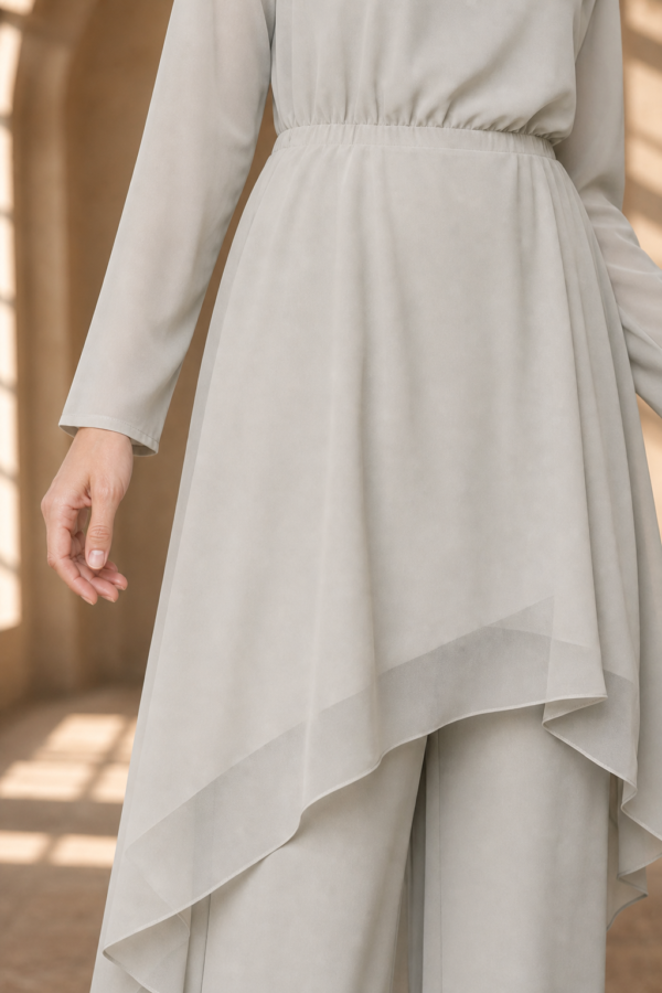 Pearl 72 tunic set fabric detail