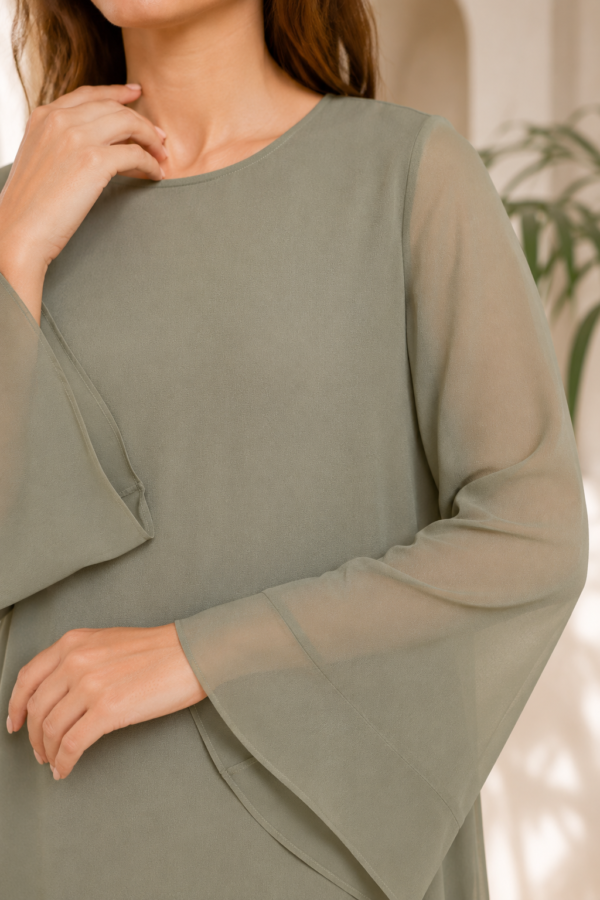 Mira 77 tunic set fabric detail