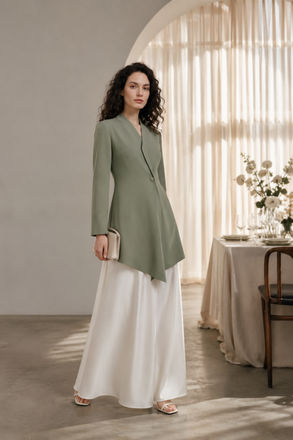 Sage 80 occasion jacket product hero